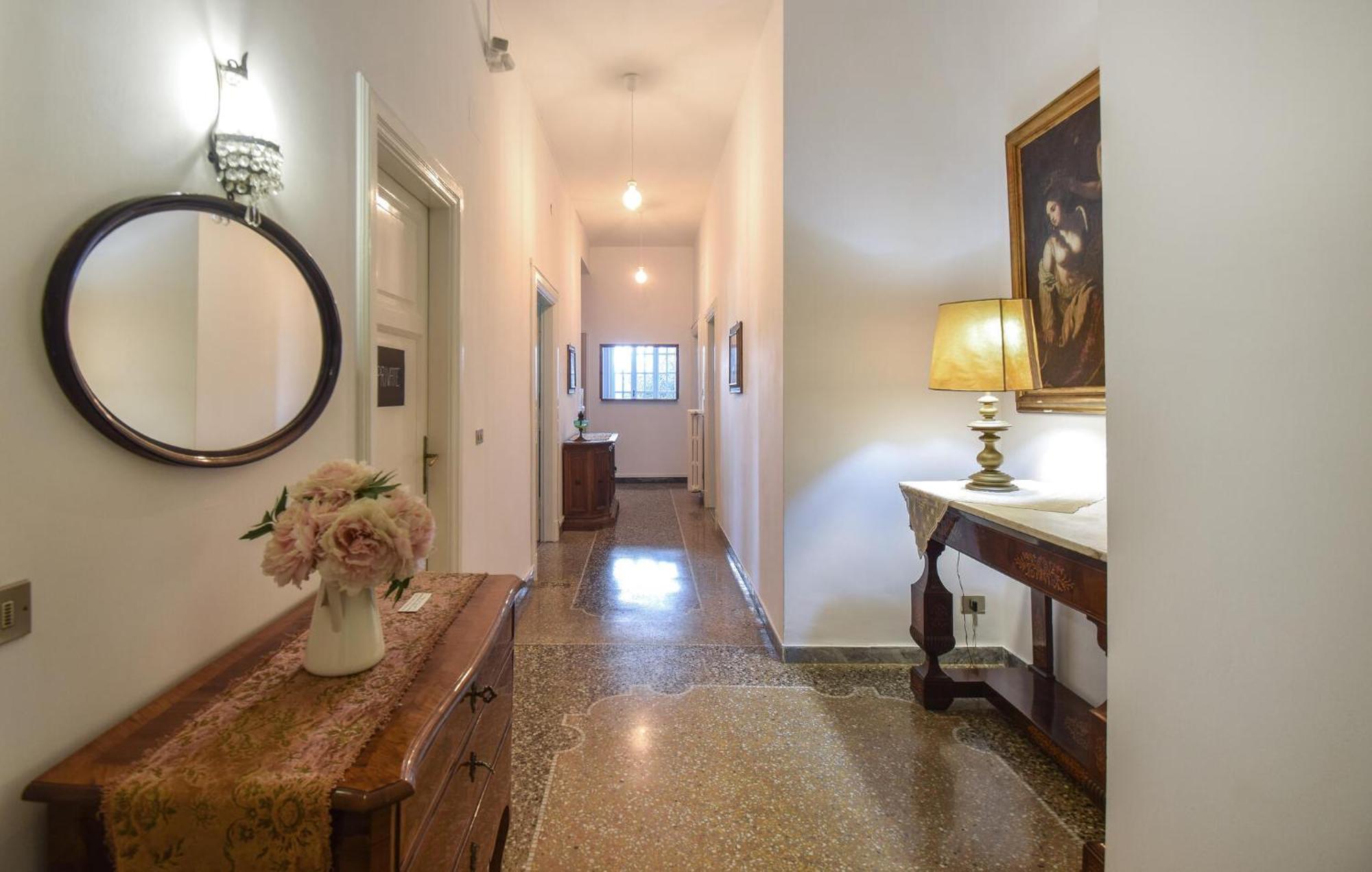 Stunning In With Wifi Roma